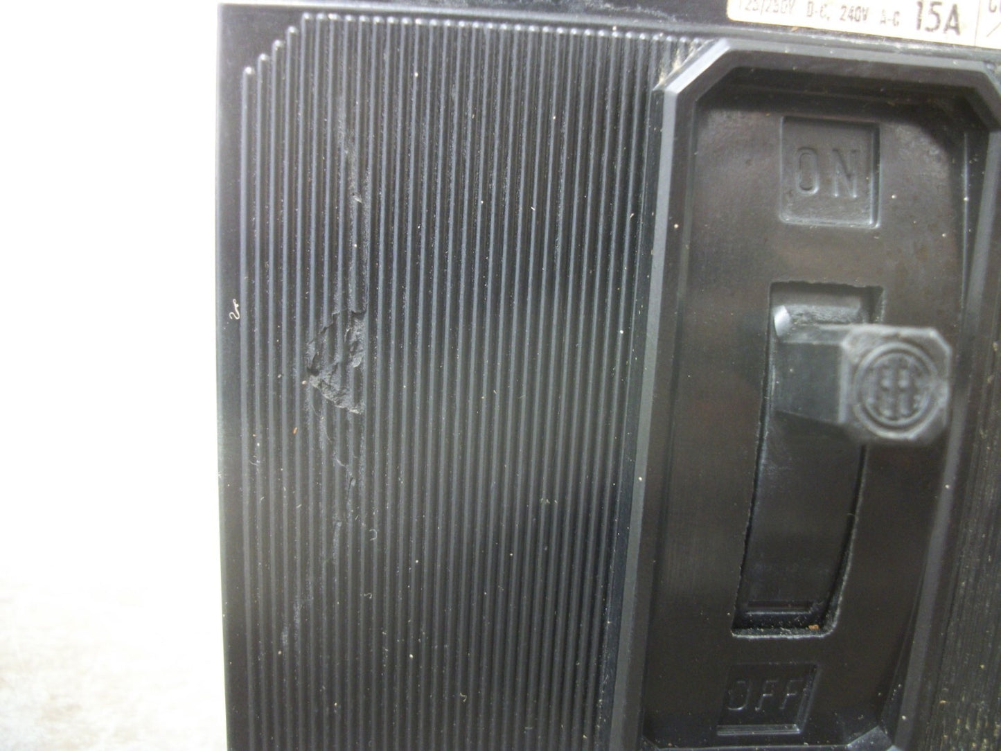 SIEMENS EE3 CIRCUIT BREAKER EE3B015 15AMP 240VOLT 3POLE