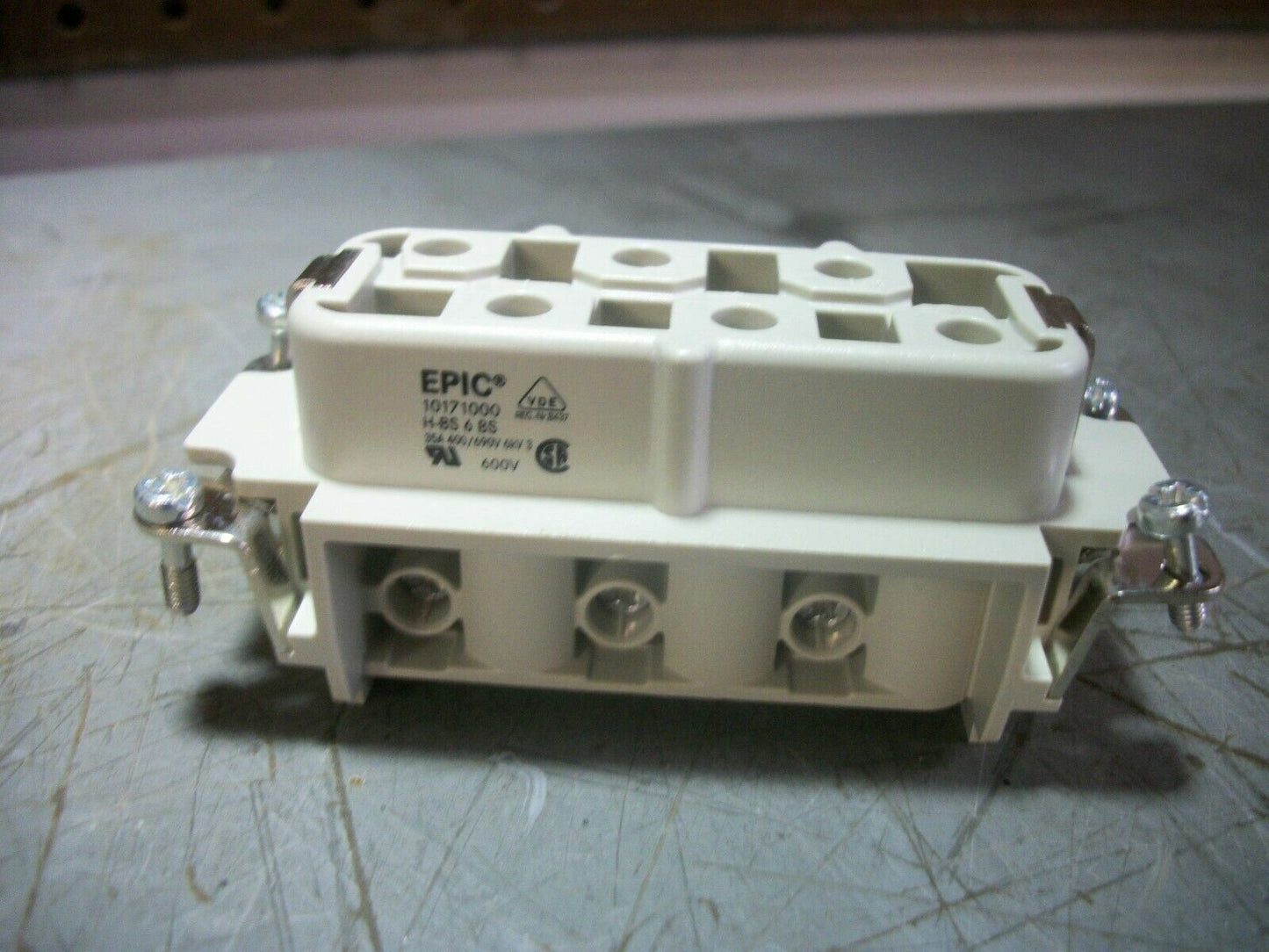 EPIC FEMALE RECEPTACLE POWER CONNECTOR 10171000 35AMP 600VOLT NOB