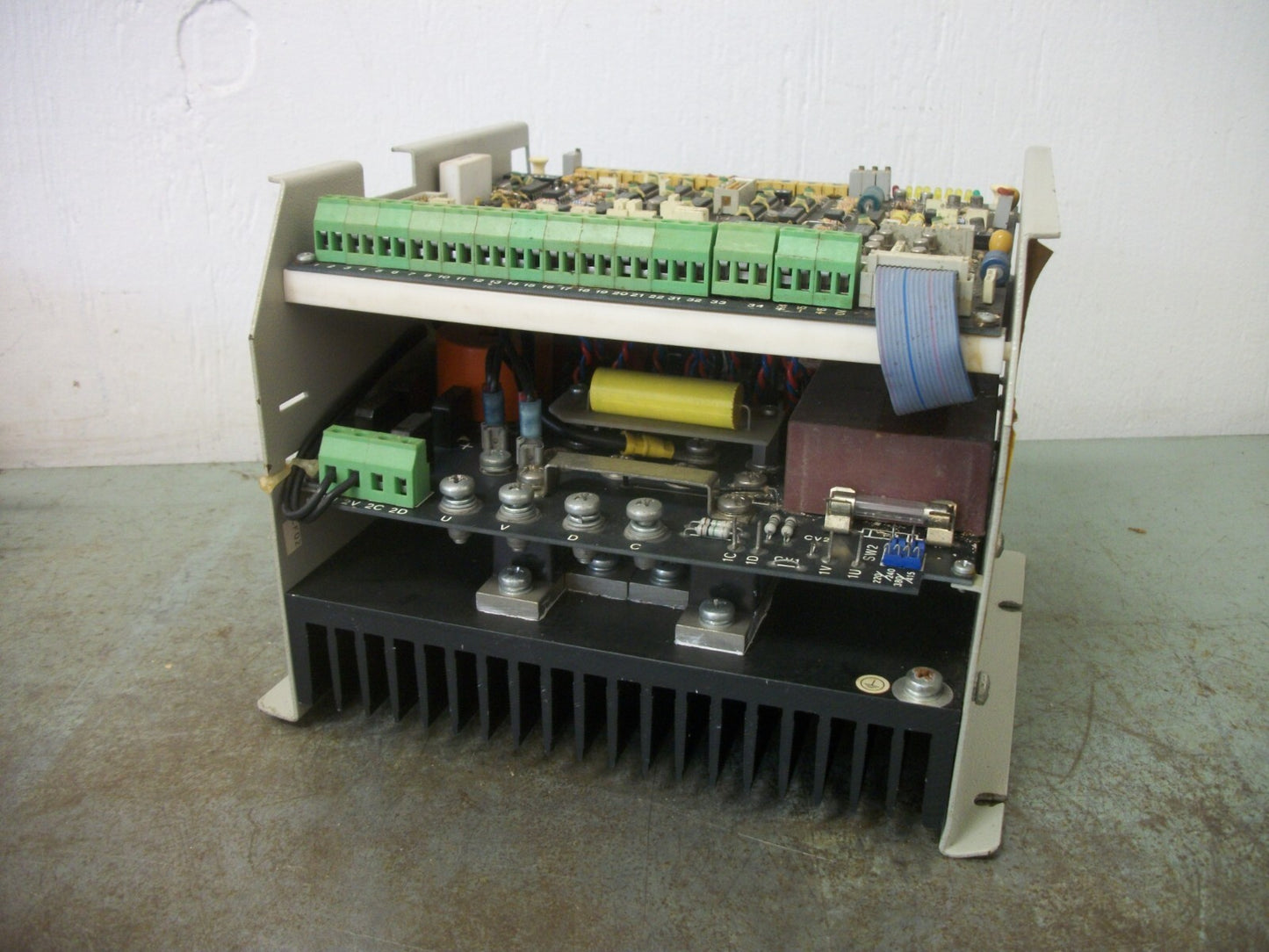 AMICON TYPACT 3HP DC DRIVE CONTROL TPY2-304A 1PH 230VAC 180VDC