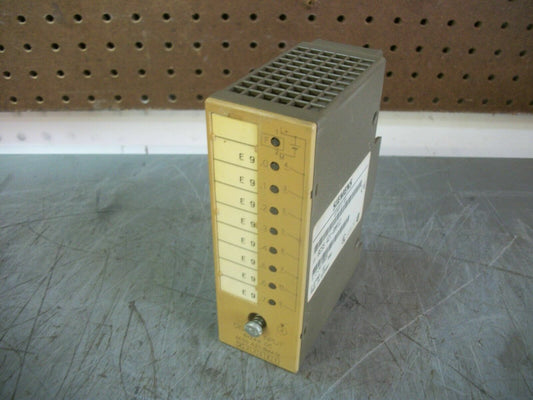 SIEMENS SIMATIC S5 8-POINT DIGITAL OUTPUT MODULE 6ES5 421-8MA12 24VDC