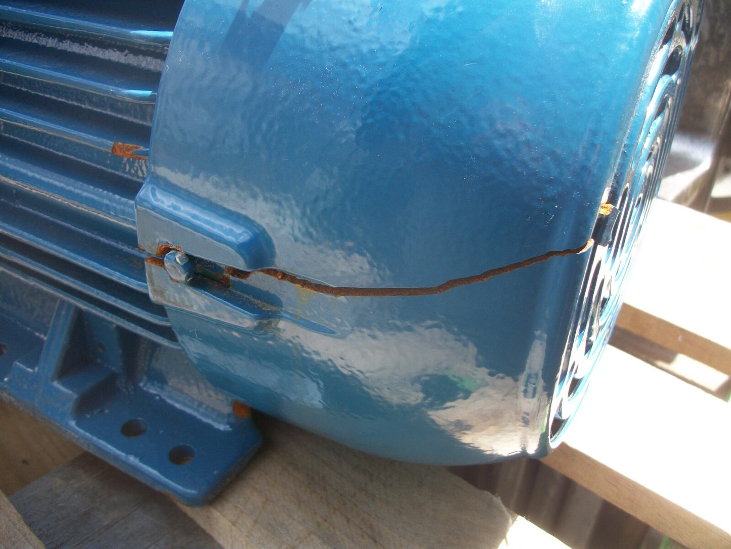 WEG 5HP 182/4TC TEFC AC MOTOR 00518ST3QIE184TC-W22 460VOLT 3PH 1750RPM NOB CRACK