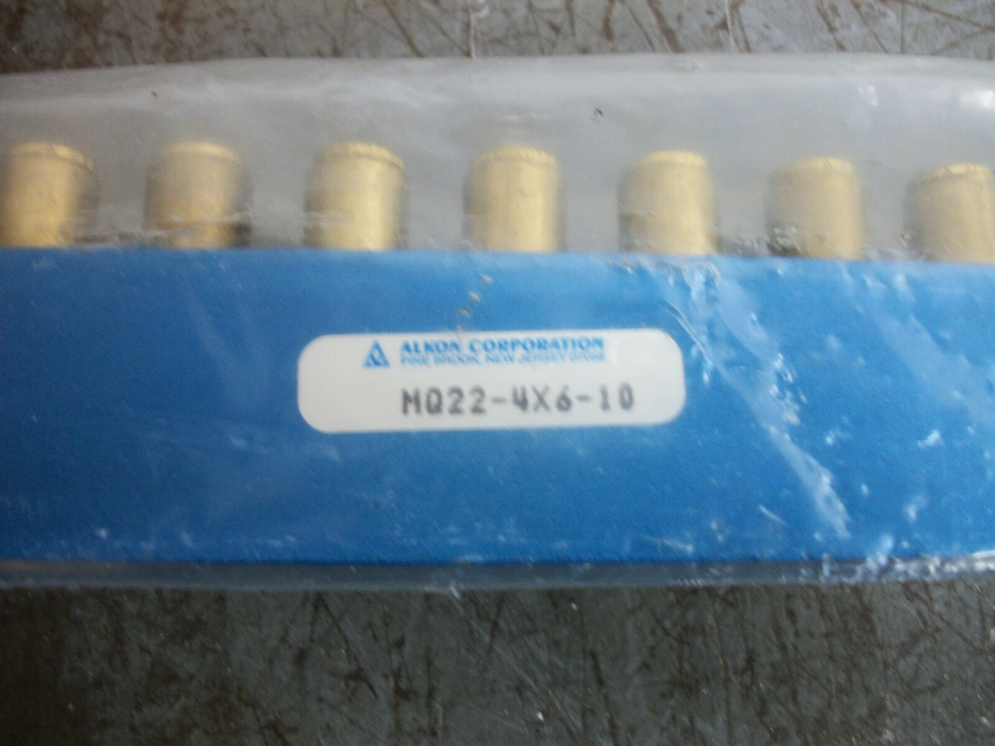 ALKON SERIES MQ 10-PORT PNEUMATIC MANIFOLD MQ22-4X6-10 NEW