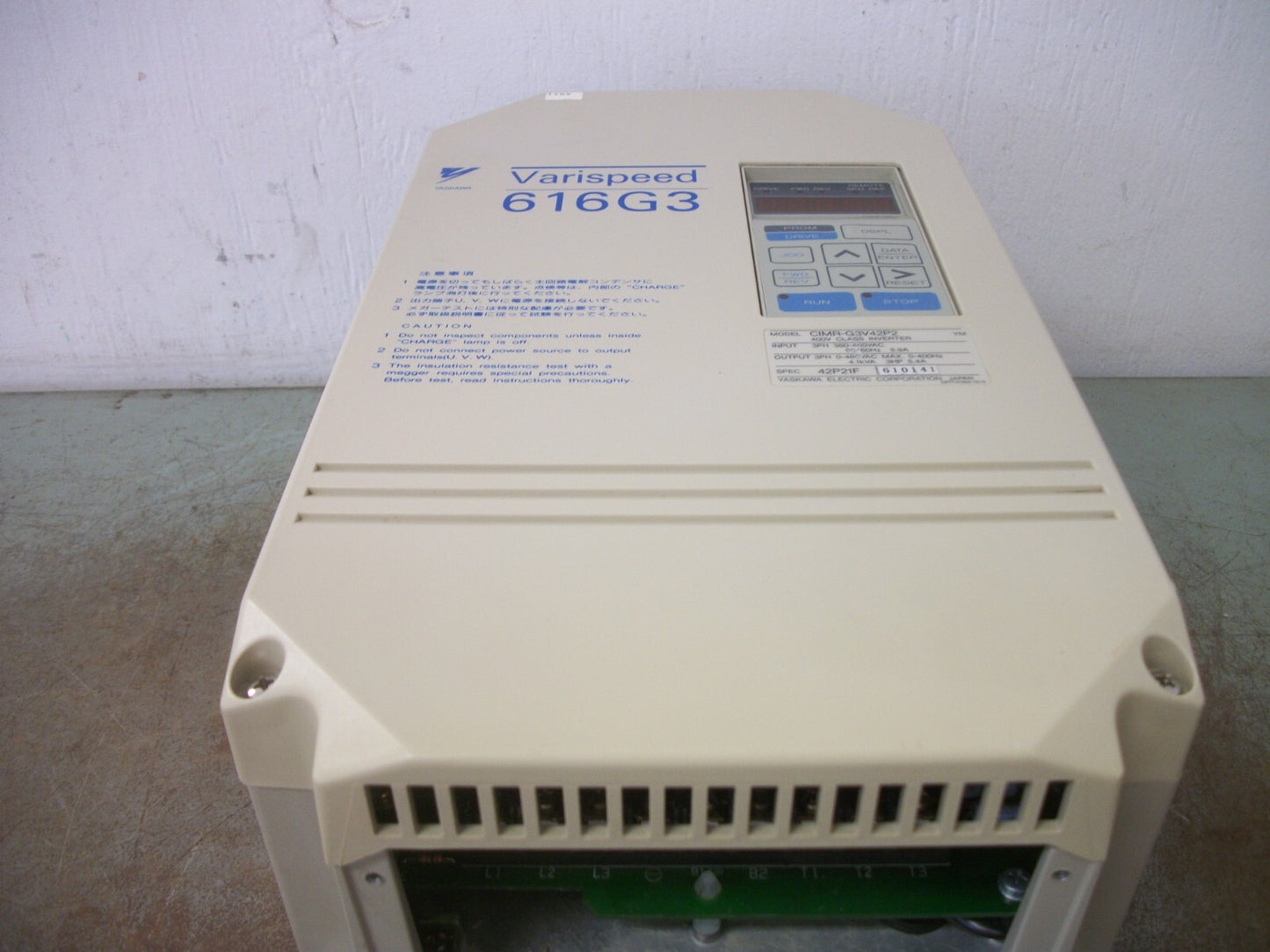YASKAWA VARISPEED 616G3 3HP INVERTER DRIVE CIMR-G3V42P2 460VOLT 3PH 4.1KVA