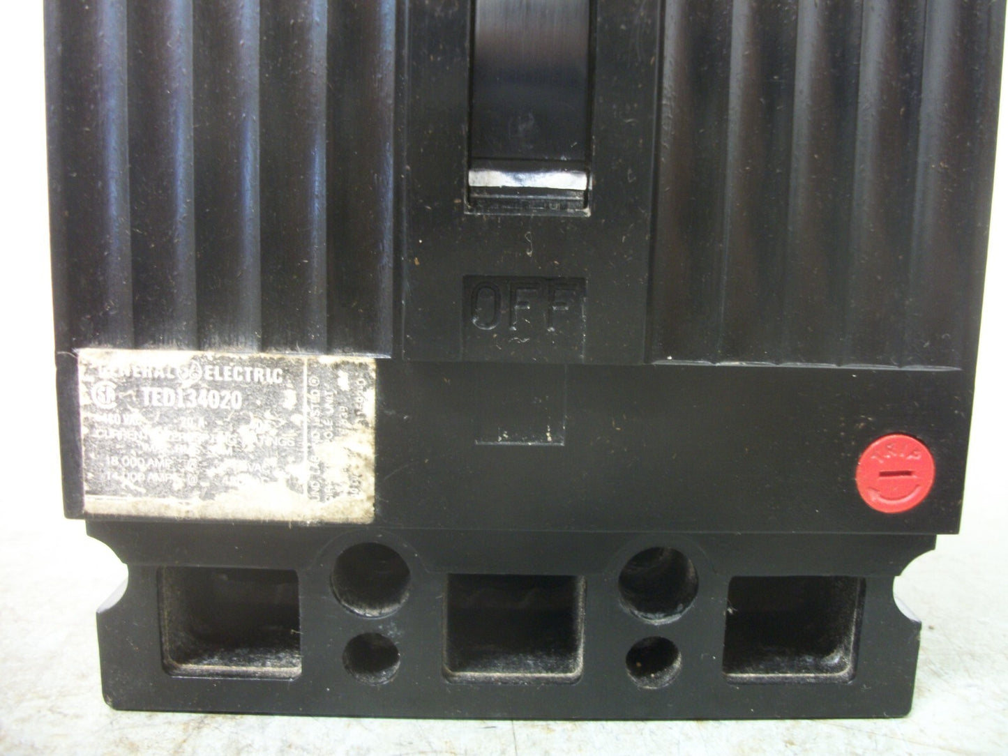 GE TED CIRCUIT BREAKER TED134020 20AMP 480VOLT 3POLE BLACK
