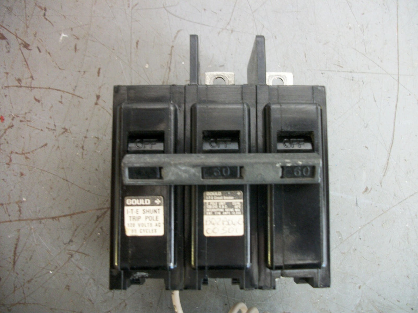 SIEMENS ITE BQ CIRCUIT BREAKER BQ2B06000S01 60AMP 240VOLT 2POLE W/SHUNT CHIPPED
