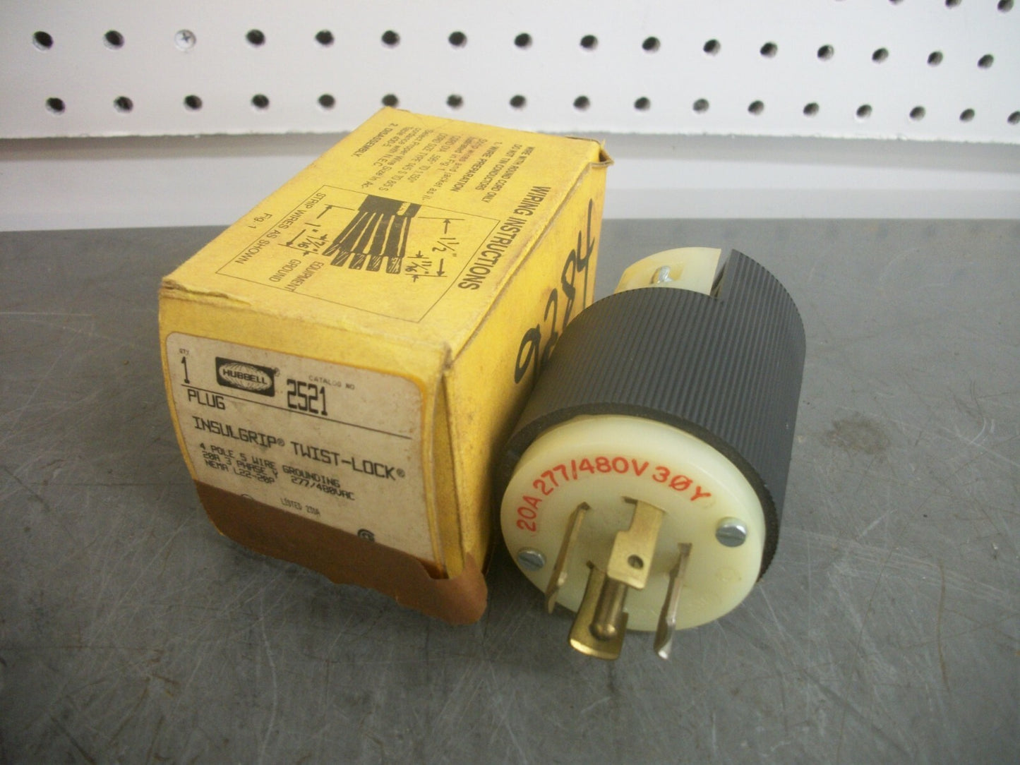 HUBBELL INSULGRIP TWIST-LOCK PLUG HBL2521 20AMP 277/480VOLT 3PH 4POLE 5W NIB
