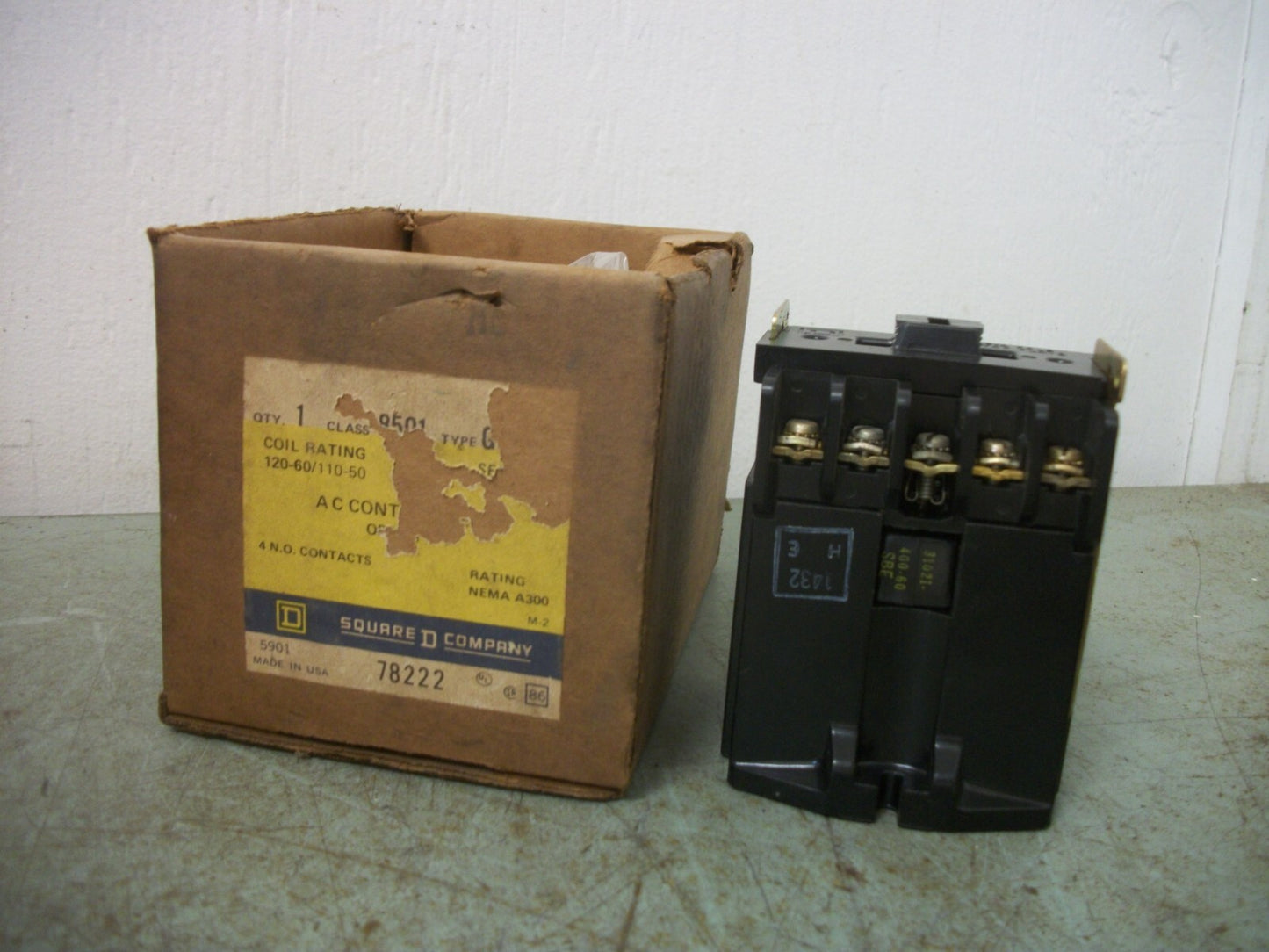 SQUARE D AC CONTROL RELAY 8501GO40 120VCOIL NIB