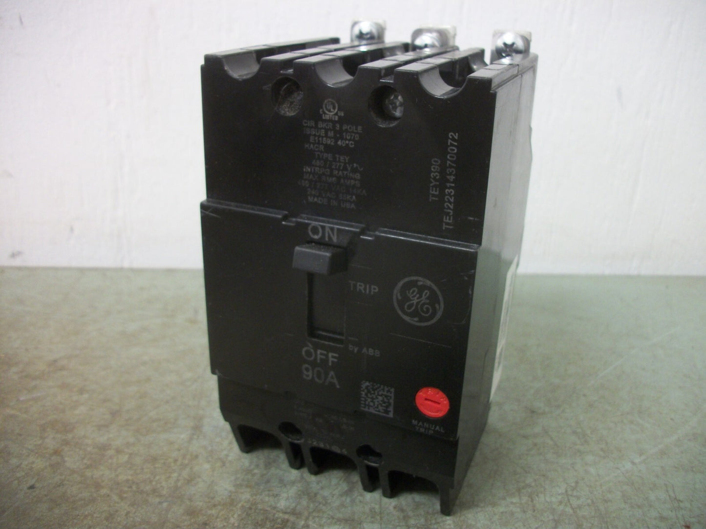 GE TEY CIRCUIT BREAKER TEY390 90AMP 480VOLT 3POLE