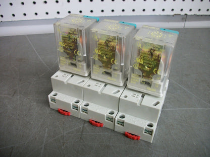 SQUARE D LOT OF 3 RELAYS 8501KP13P14V20 W/SOCKETS 8501NR62 120VCOIL NOB