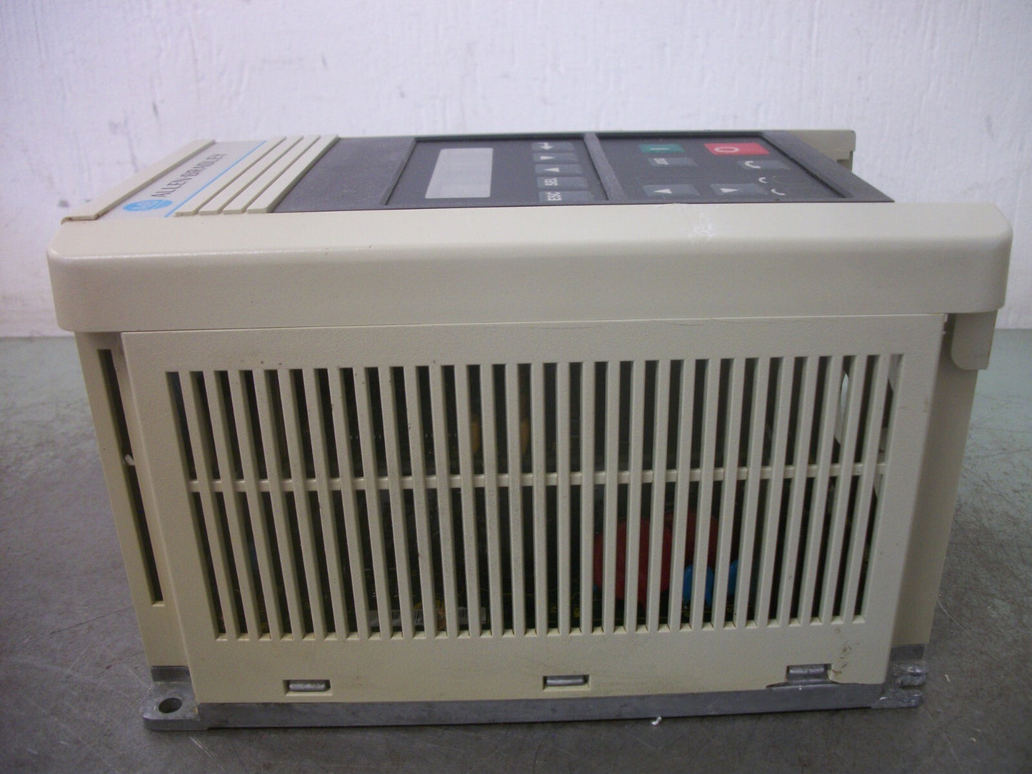 ALLEN-BRADLEY 0.75HP AC DRIVE 1305-AA03A 230VOLT 3PH 3AMP