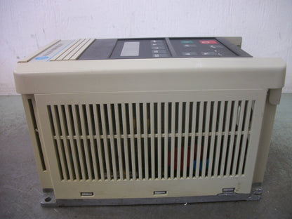 ALLEN-BRADLEY 0.75HP AC DRIVE 1305-AA03A 230VOLT 3PH 3AMP