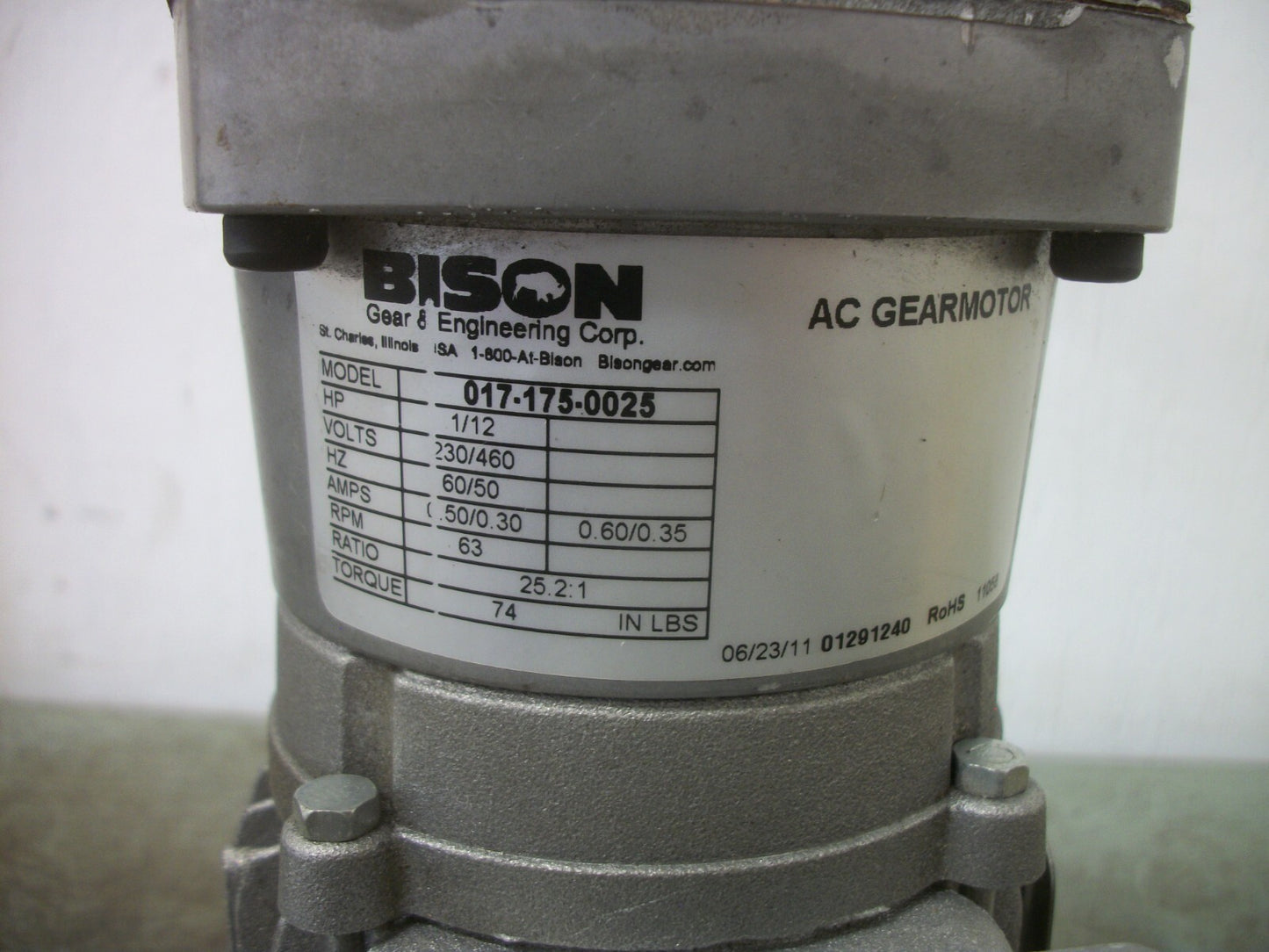 BISON 0.08HP TEFC AC GEARMOTOR 151-640-1016 017-175-0025 460VOLT 3PH 1580RPM