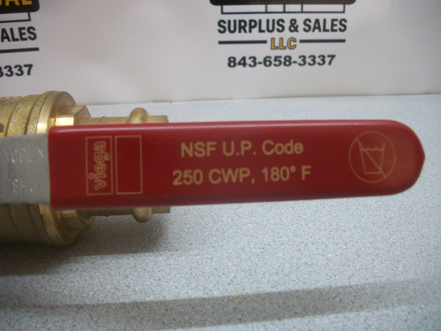 VIEGA 1-1/2" BALL VALVE 250 CWP 600 WOG YRW NEW