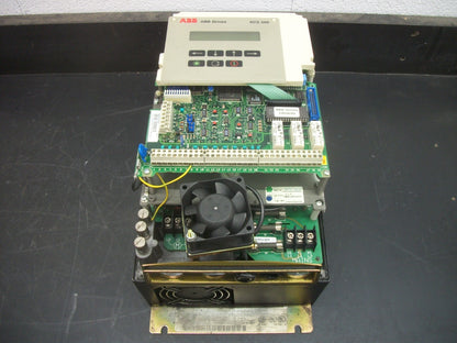 ABB ACS500 5HP AC DRIVE ACS501-005-4-00P5 500VAC 3PH 6.8AMP
