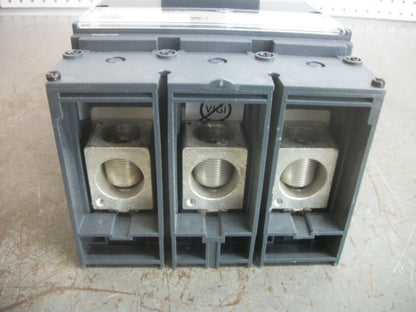 SQUARE D POWERPACT LL CIRCUIT BREAKER LLL36400U31XLY 400AMP 600VOLT 3POLE NOB