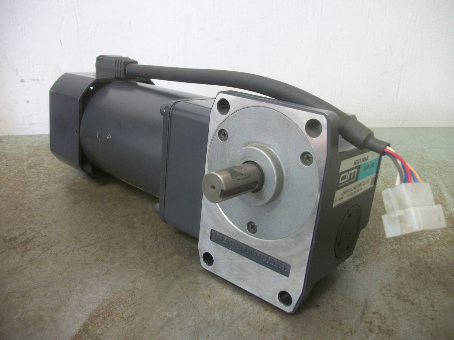 ORIENTAL MOTOR GEARMOTOR USM590-501W W/GEAR HEAD 5GU15RAA 115V 90W 1500RPM