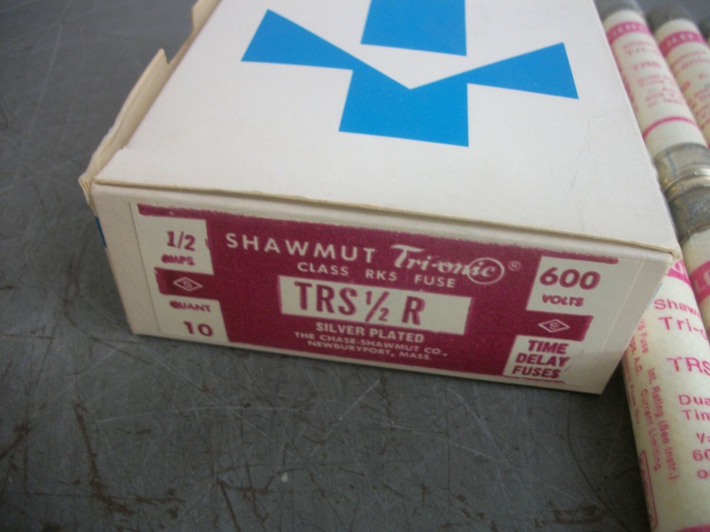 GOULD SHAWMUT BOX OF 10 TRI-ONIC FUSES TRS1/2R 1/2AMP 600VOLT NIB
