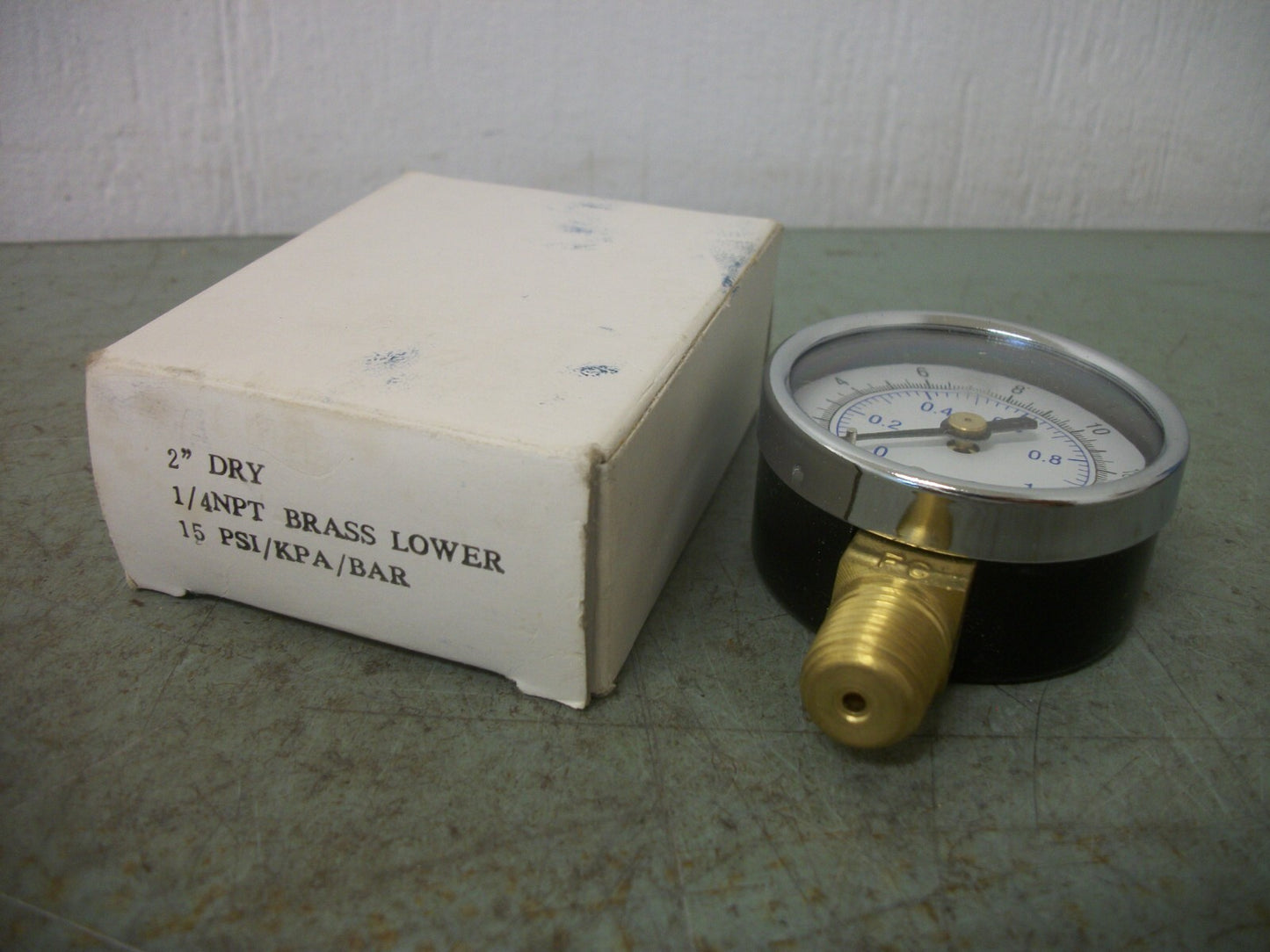 GENERIC 2" DRY 1/4" NPT PRESSURE GAUGE 0-15PSI NIB