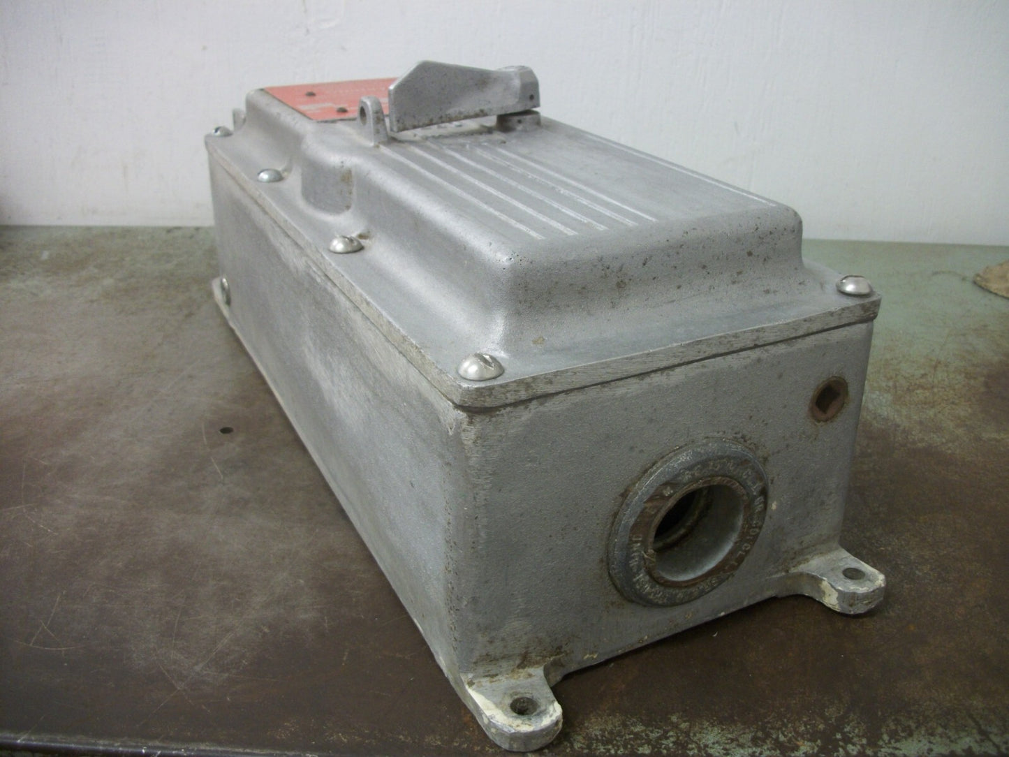 CROUSE-HINDS INTERLOCKED ARKTITE RECEPTACLE AND BREAKER ASSEMBLY DBR56742 WT60-3