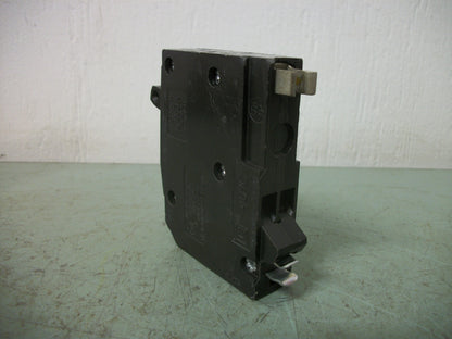 SQUARE D QOT CIRCUIT BREAKER QOT2020 20AMP 240VOLT 2POLE NOB