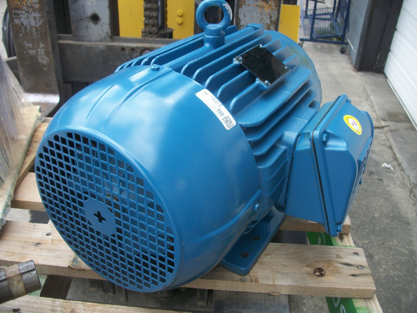 WEG 7.5HP 213/5TC TEFC AC MOTOR 00718ET3E213TC-W22 460VOLT 3PH 1765RPM NOB