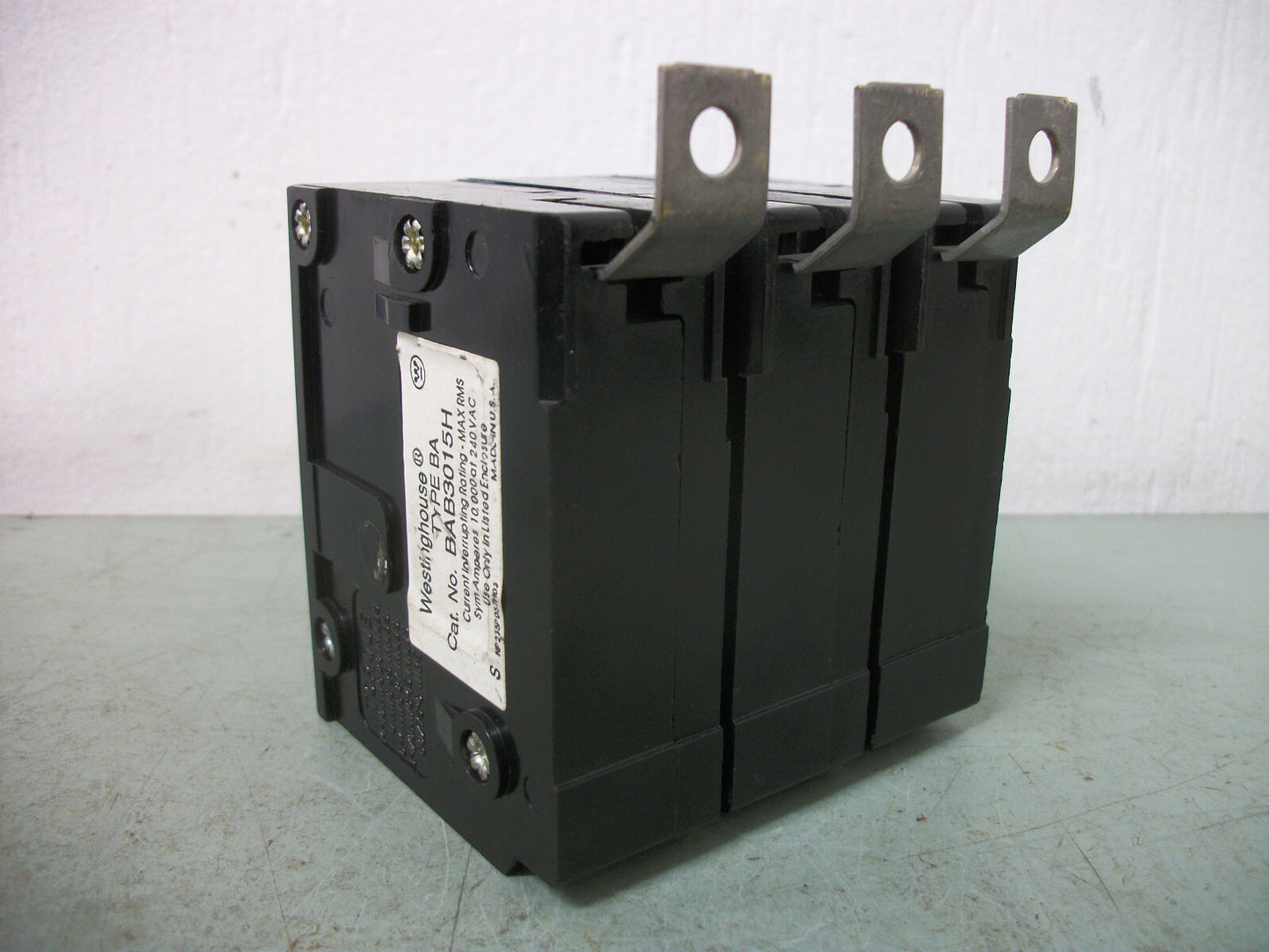 WESTINGHOUSE BA CIRCUIT BREAKER BAB3015H 15AMP 240VOLT 3POLE