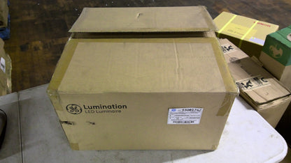 GE 93081742 BOX OF 8 LED LUMINAIRES LRXR840835PHEL 120VOLT NIB