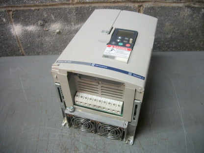 TELEMECANIQUE ALTIVAR 58 TRX AC DRIVE ATV58HU54N4XZ 460VOLT 3PH 7.8AMP