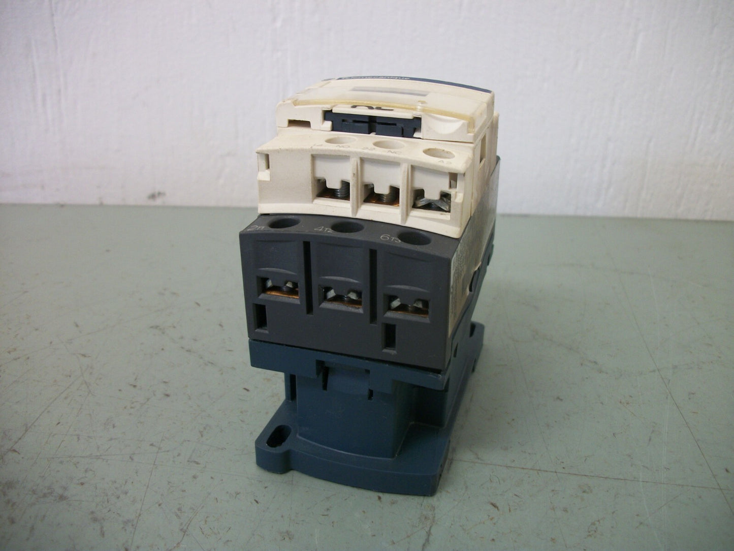 TELEMECANIQUE CONTACTOR LC1D12G7 25AMP 120VCOIL 3PH 600V 10HP