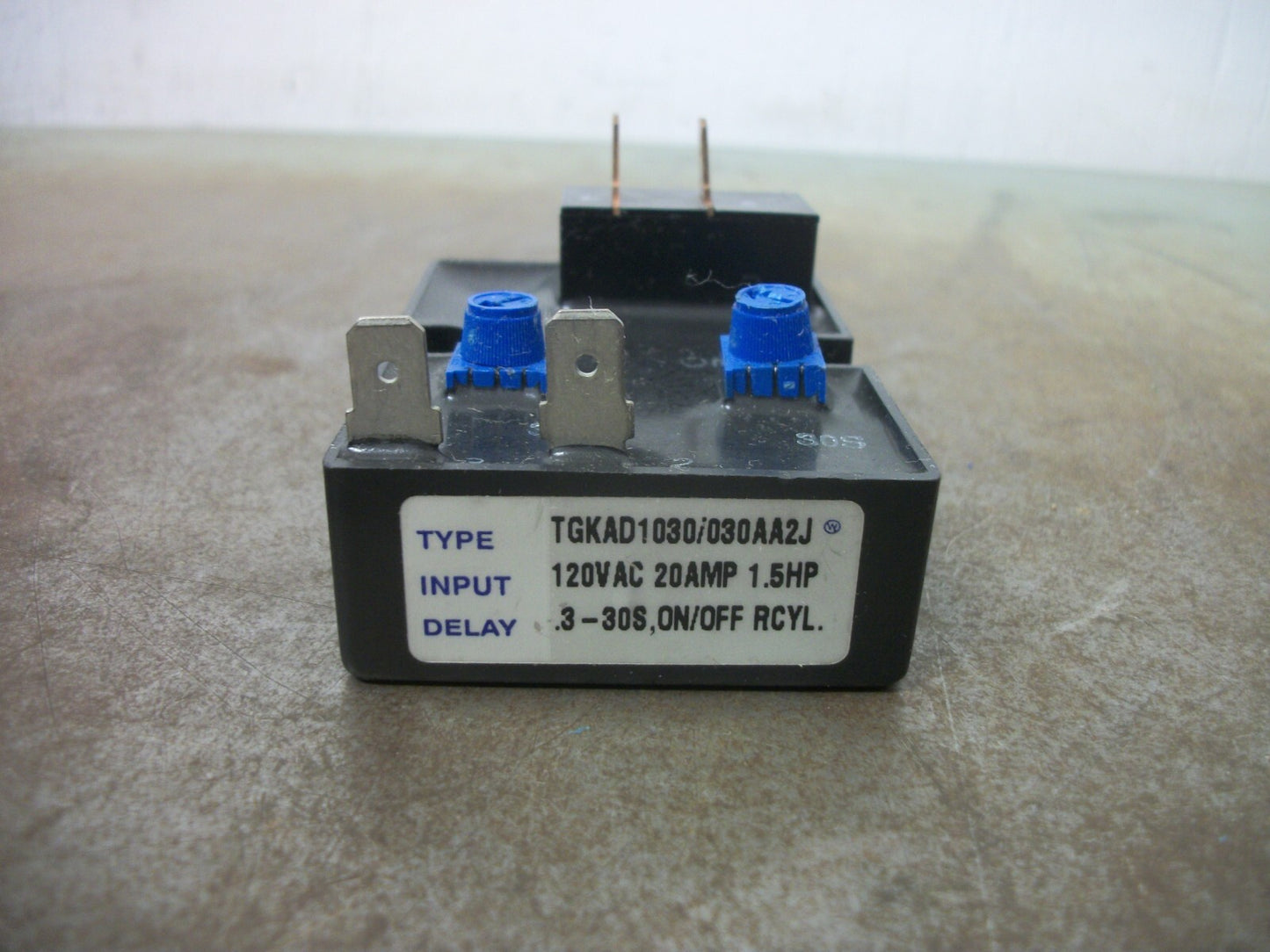 AIROTRONICS 3-30SEC CUBE/RELAY SOLID STATE TIMER TGKAD1030/030AA2J 120VOLT 20AMP