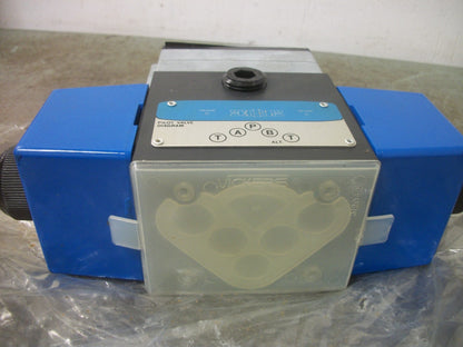 VICKERS TWO-STAGE PILOG VALVE DG4S4LW-016C-B-60 120VCOIL .69AMP NOB