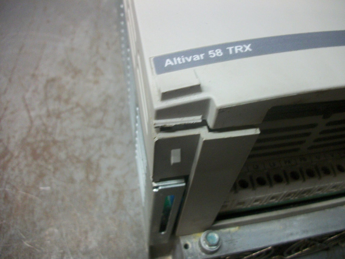 TELEMECANIQUE ALTIVAR 58 TRX AC DRIVE ATV58HU54N4XZ 460VOLT 3PH 7.8AMP