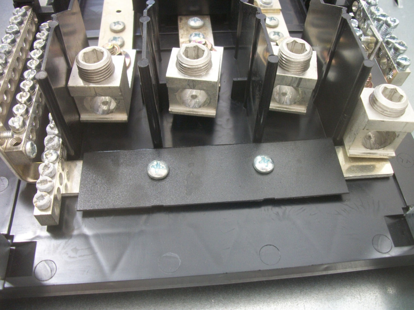 SQUARE D NQOD LOAD CENTER PANELBOARD NQOD442L225CU 225AMP 240VOLT 3PH