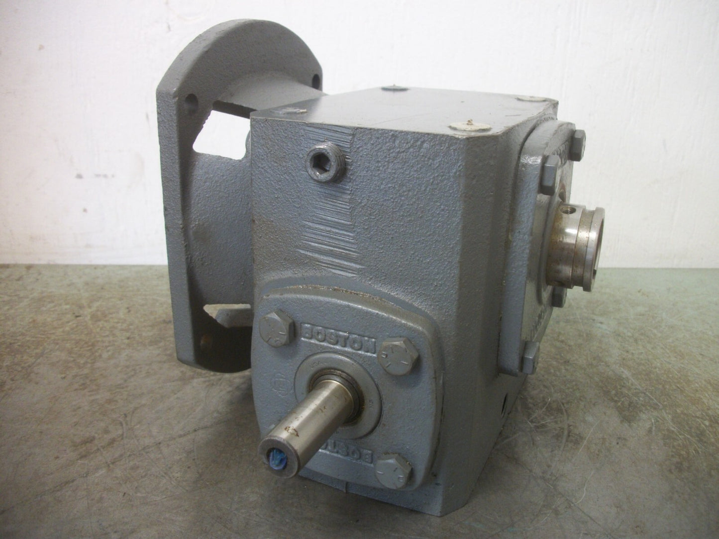 BOSTON GEAR .530HP 30:1 RATIO RIGHT ANGLE GEARBOX 9718V-3Q-J 1750RPM NOB