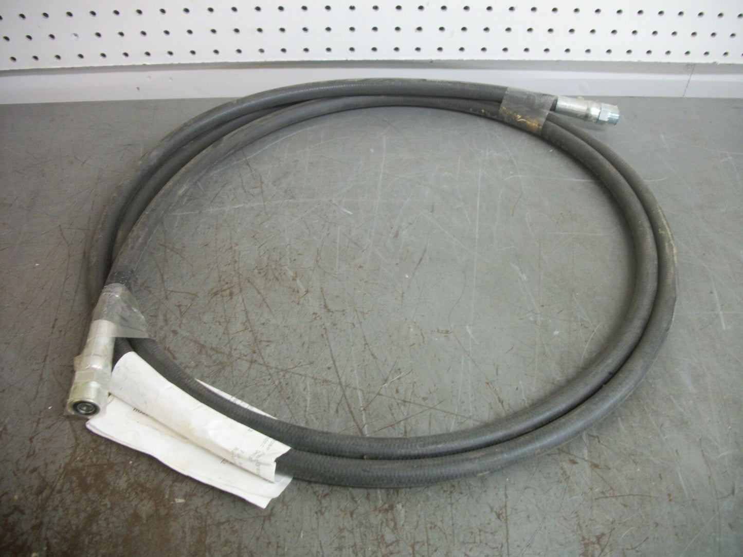 HYSTER HYDRAULIC HOSE ASSEMBLY 2065212 NEW