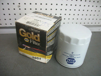 NAPA GOLD OIL FILTER 1051 NIB