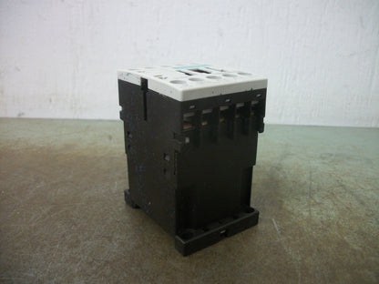 SIEMENS CONTACTOR 3RT1016-1AK61 120VCOIL 20AMP 3PH 600V 7.5HP
