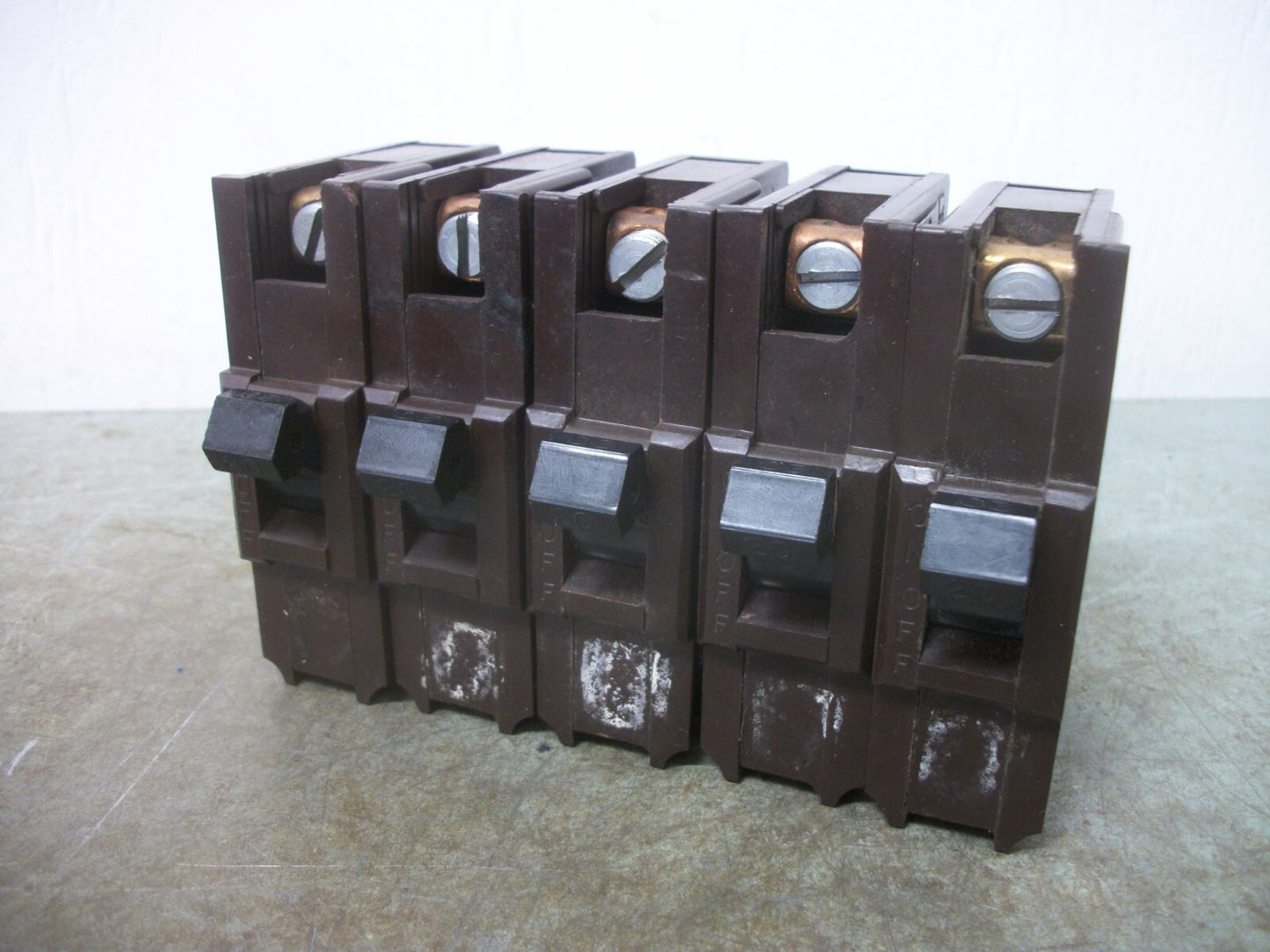 FEDERAL PACIFIC LOT OF 5 NA CIRCUIT BREAKERS NA120 20AMP 240VOLT 1POLE