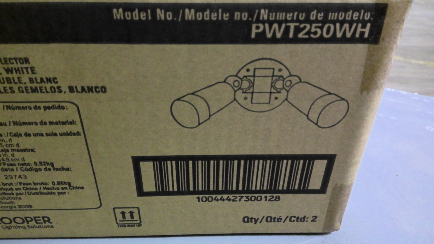 HALO BOX OF 2 WHITE TWIN HEAD FLOODLIGHTS PWT250WH NIB