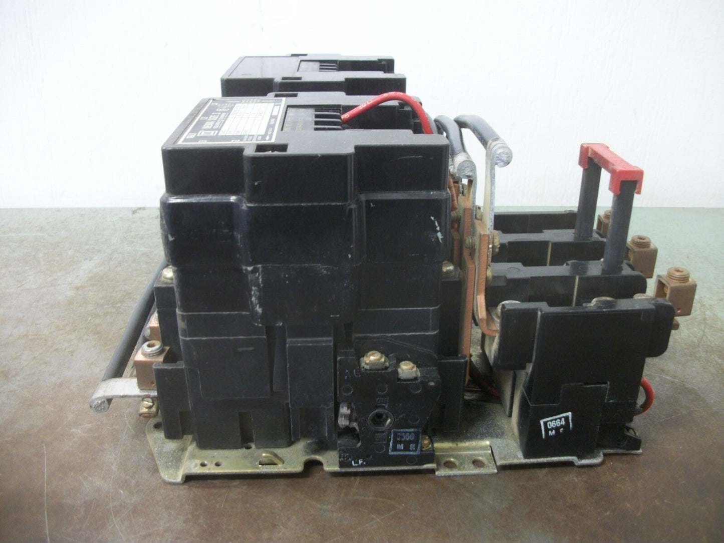 SQUARE D SIZE 3 REV MOTOR STARTER 8736SEO2 600VCOIL 3PH 600V 50HP