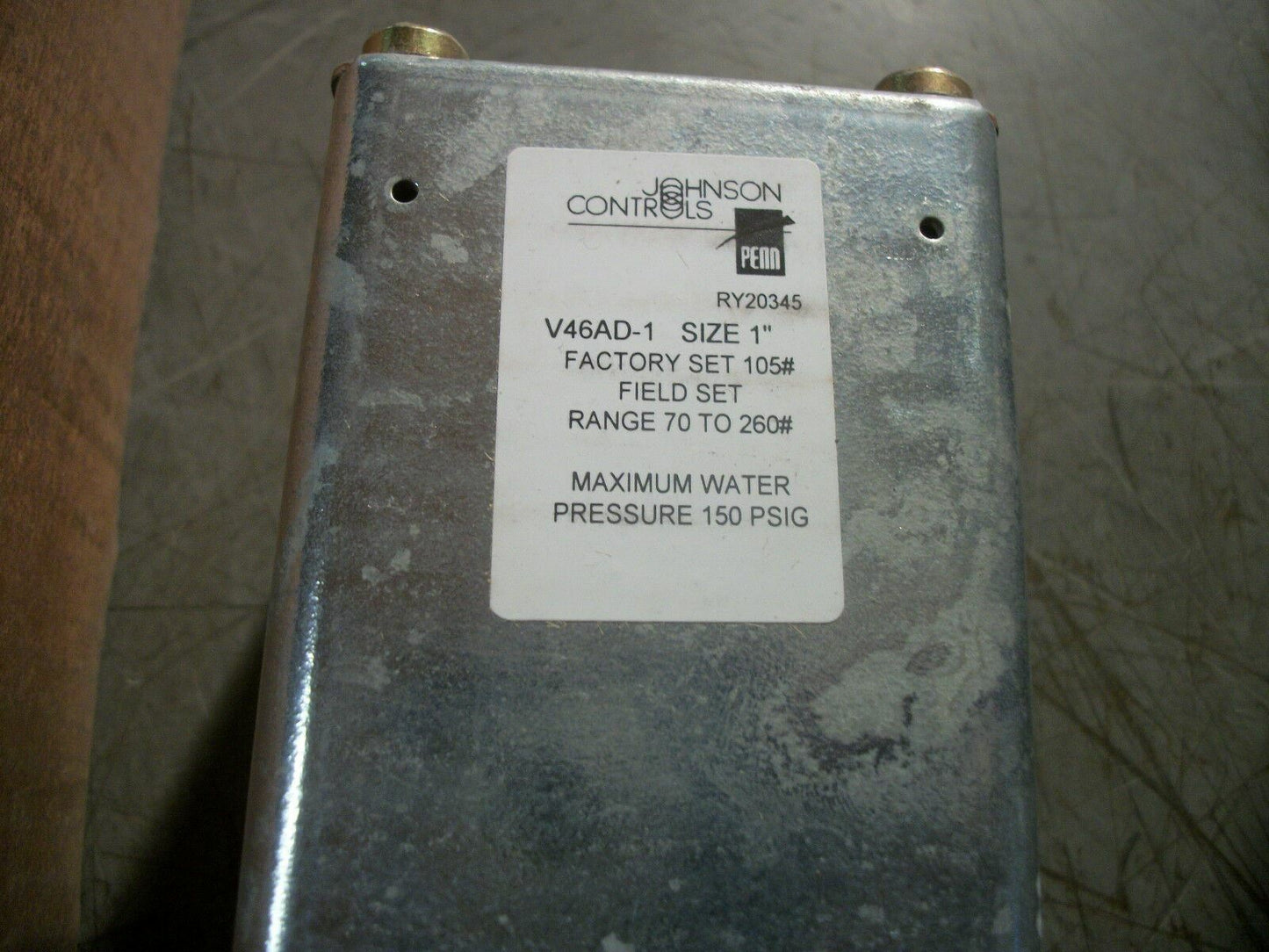 JOHNSON CONTROLS 1" WATER VALVE V46AD-1E 70-260PSI NIB