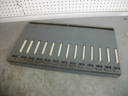 GIDDINGS & LEWIS 13-SLOT PLC CHASSIS RACK 503-18011-03R2