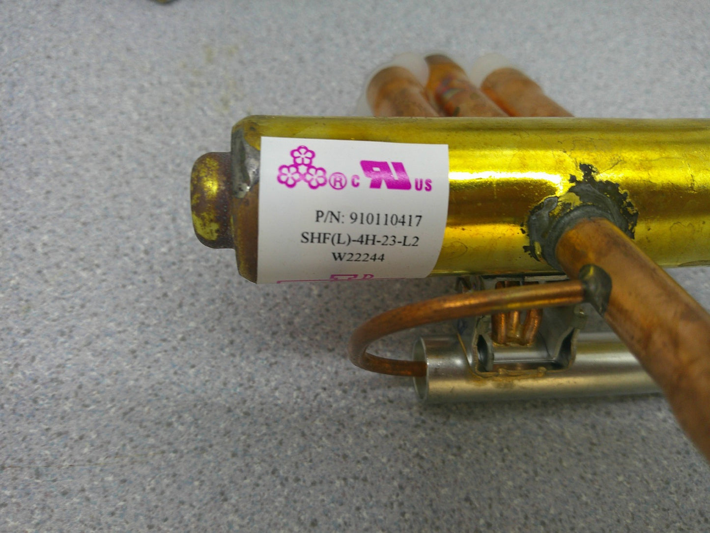 DAIKIN 2-TON R22/R410A REV VALVE 910110417 NIB