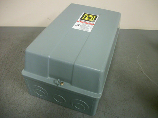 SQUARE D ENCL 60AMP LIGHTING CONTACTOR 8903SPO11 277VCOIL *NOB*