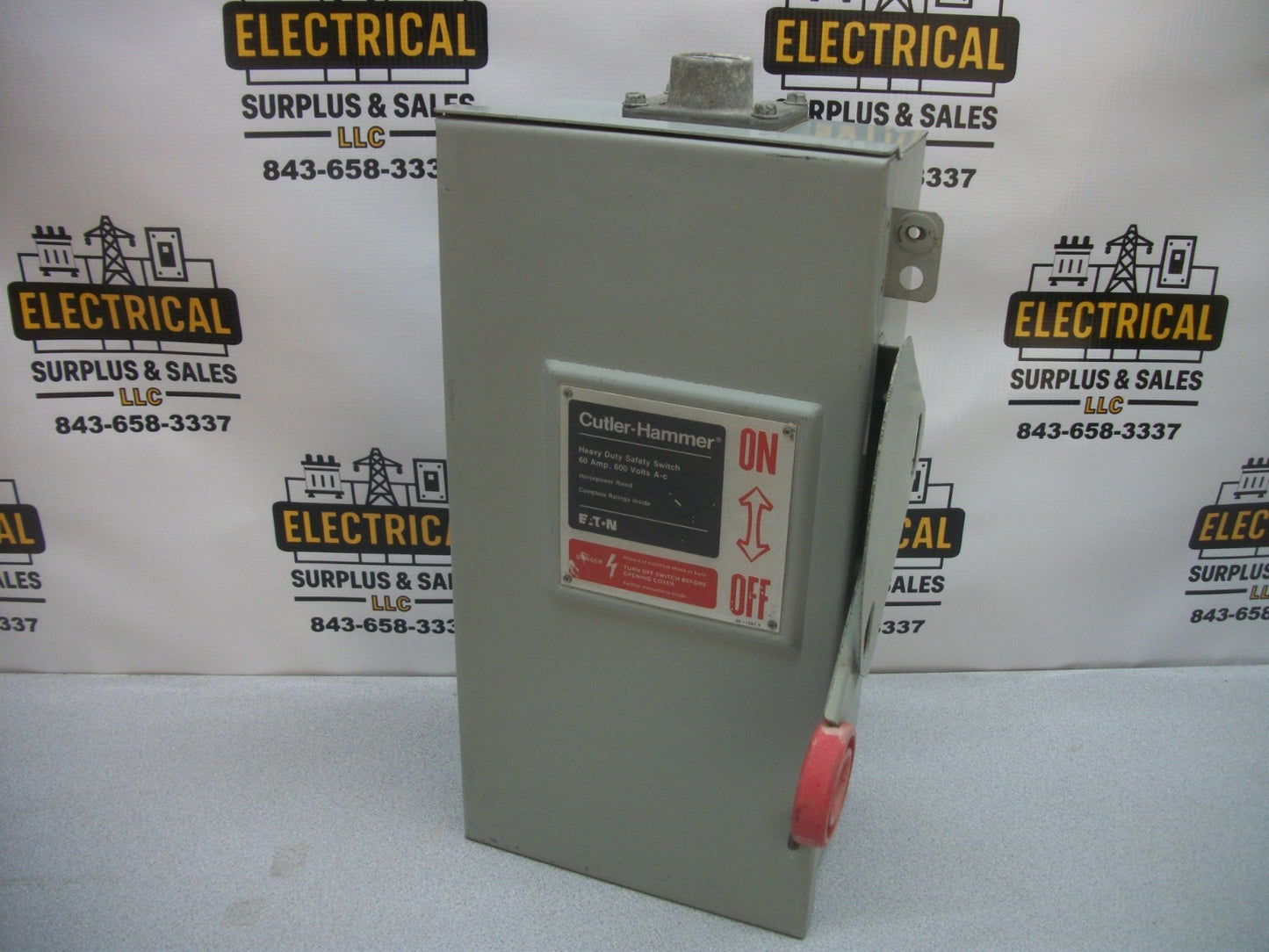 CUTLER-HAMMER DISCONNECT TYPE 3R DH362NRK 60AMP 600VOLT 3POLE FUSIBLE