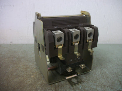 JOSLYN CLARK DEFINITE PURPOSE CONTACTOR A77-288520A-3 90AMP 240VCOIL 3PH 600V