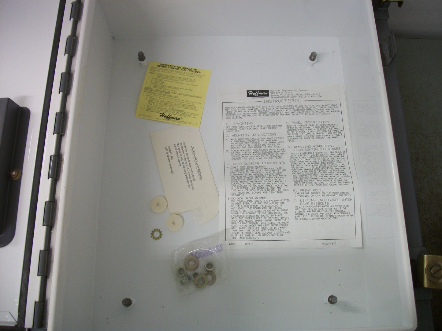 HOFFMAN 17 X 13 X 8 ENCLOSURE TYPE 12,13 NEW