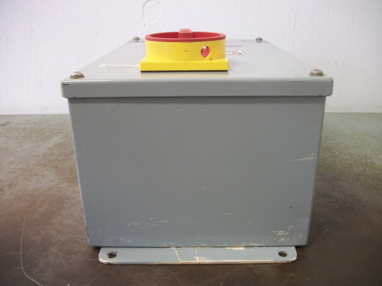 CURRENT TECHNOLOGY TRANSIENT VOLTAGE SURGE SUPPRESSOR BPA 277/480-3GY-DF