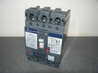 GE SPECTRA SEHA CIRCUIT BREAKER SEHA36AT0030 30AMP 600VOLT 3POLE W/20A TRIP