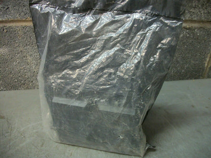 CAT SLIDER BLOCK 9040110456 NEW